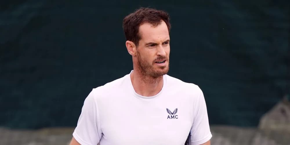 Wimbledon day two: Murray, Djokovic and Vondrousova in the spotlight